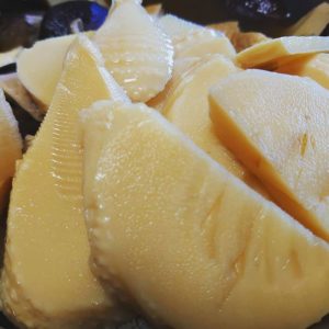 ぎゅっと身が詰まったタケノコ