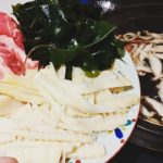 筍姫とワカメの踊り食い(しゃぶしゃぶ)