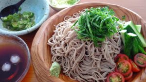 麺と野菜がおいしい夏♪
