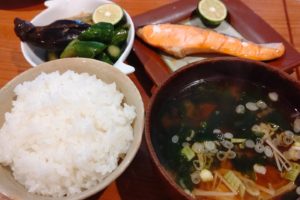 新米のごはんを楽しむ朝ごはん