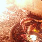 竹でたき火　いこった竹炭で手BBQ