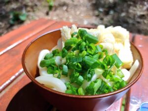 竹やぶで食べたらより美味しい♪