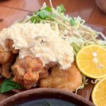 甘く熟した黄色いスダチで唐揚げがチキン南蛮みたいに!