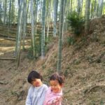 竹やぶで遊んで大きくなーれ!
