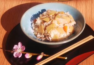 春を告げる旬の味 たけのこごはん