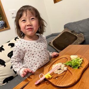 きょうだい仲良く作って食べて楽しむ『たけのこごはん』