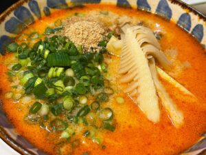 たけのこトッピングでさらに美味しい「タンタン麺」