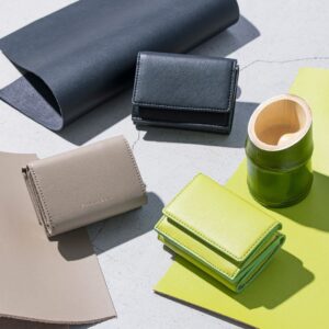 竹のレザーからできたお財布